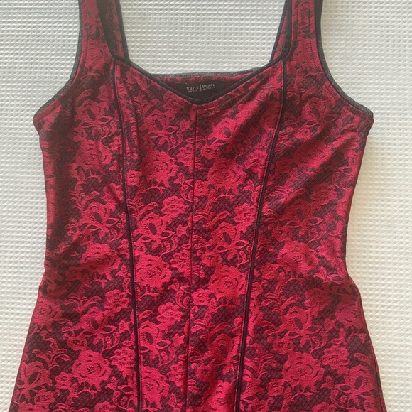 White House Black Market - Red & Black Tank - Picture 1 of 2